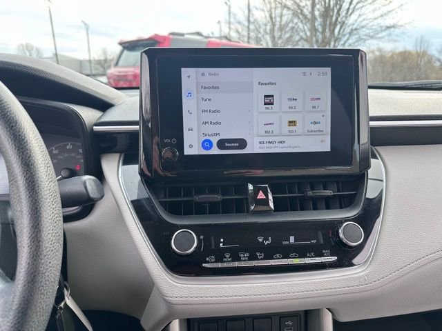 Used 2023 Toyota Corolla Cross L image 14