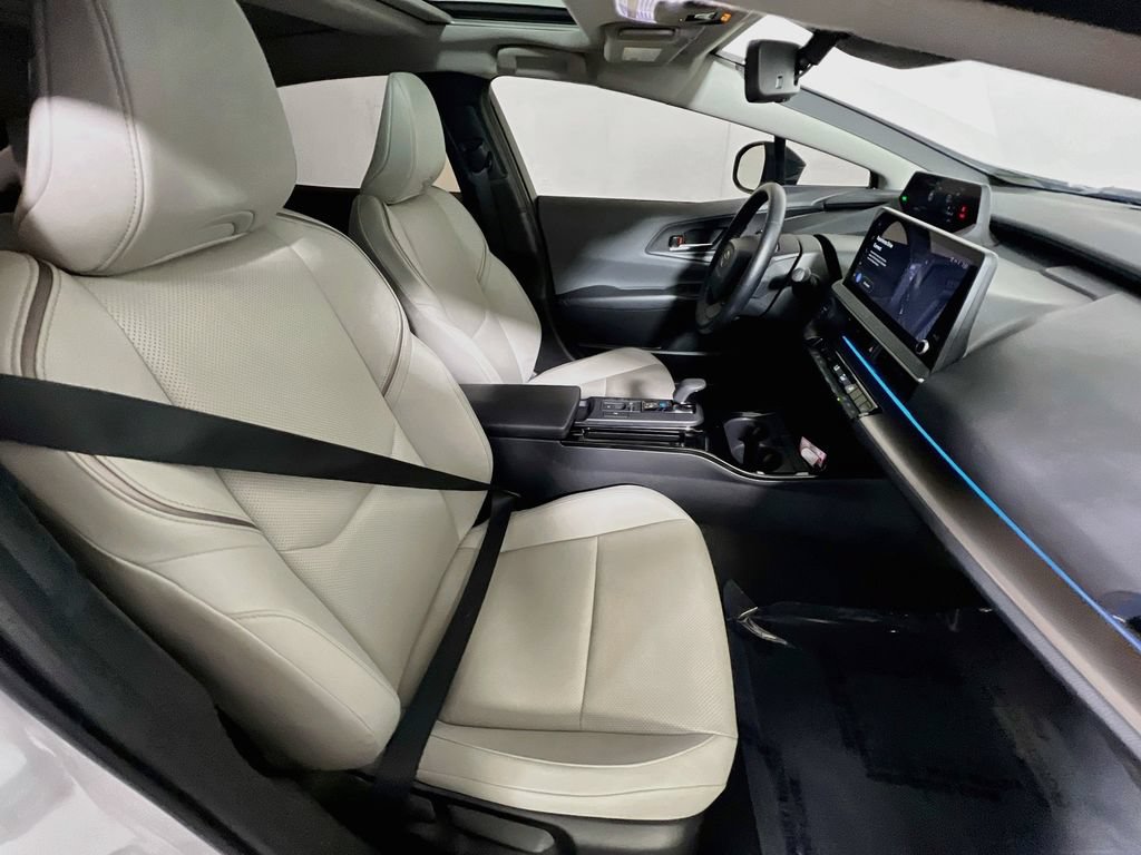 Certified 2024 Toyota Prius XLE AWD/4WD image 25