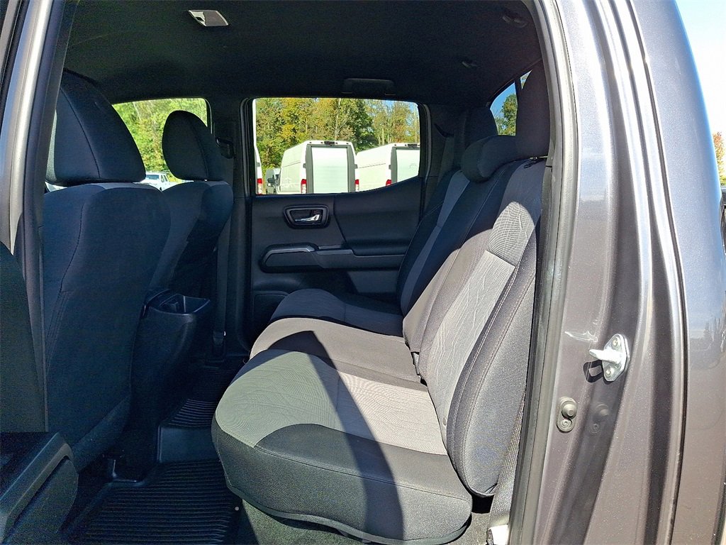 Used 2021 Toyota Tacoma 4x4 Double Cab image 10
