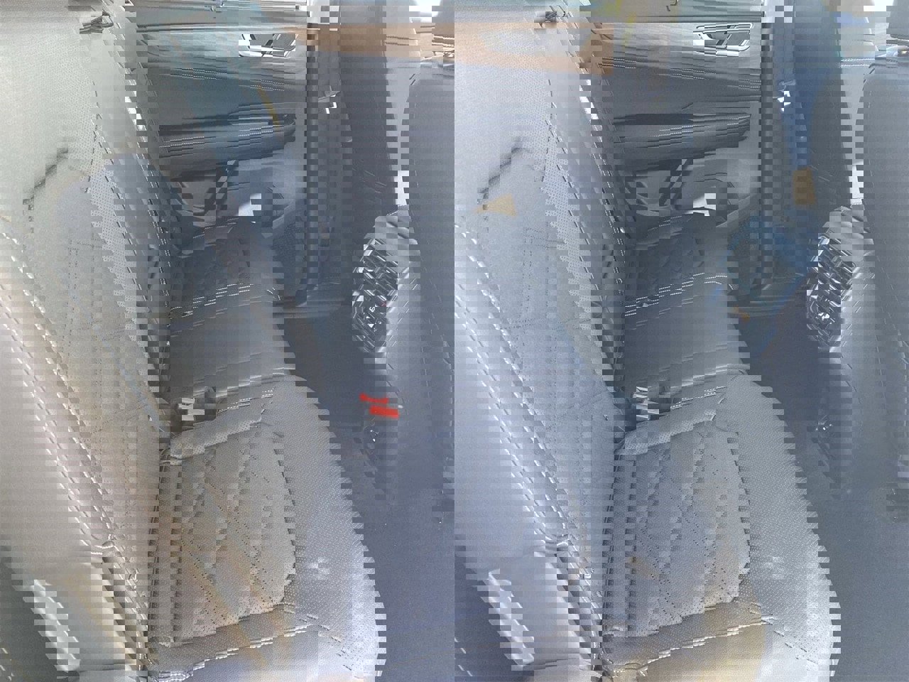 New 2026 Volkswagen Atlas SE image 9