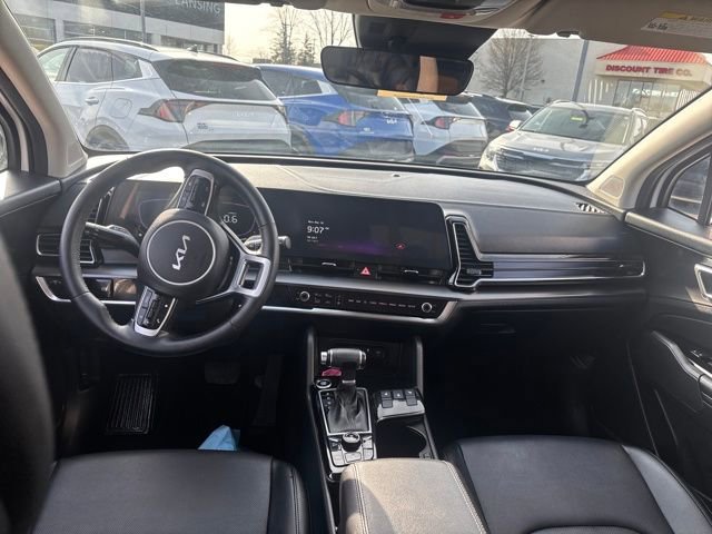 Used 2023 Kia Sportage EX image 14