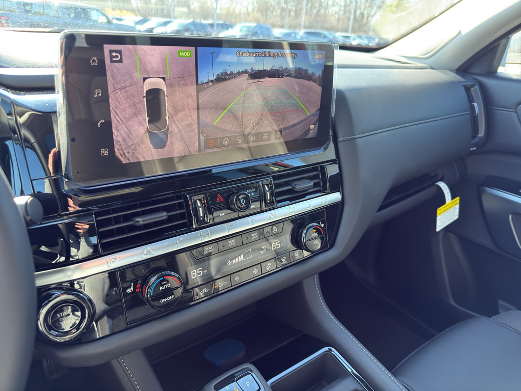 New 2026 Nissan Pathfinder SL AWD/4WD image 21