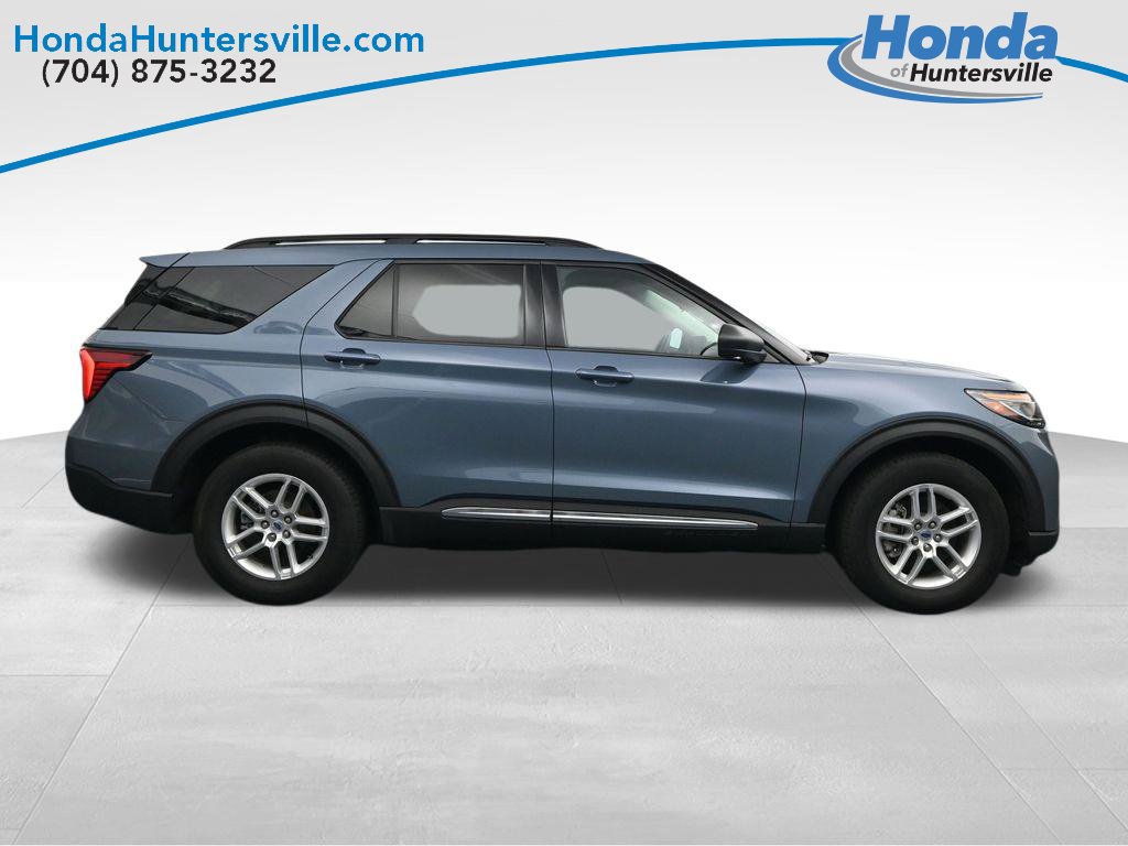 Used 2025 Ford Explorer Active RWD image 9