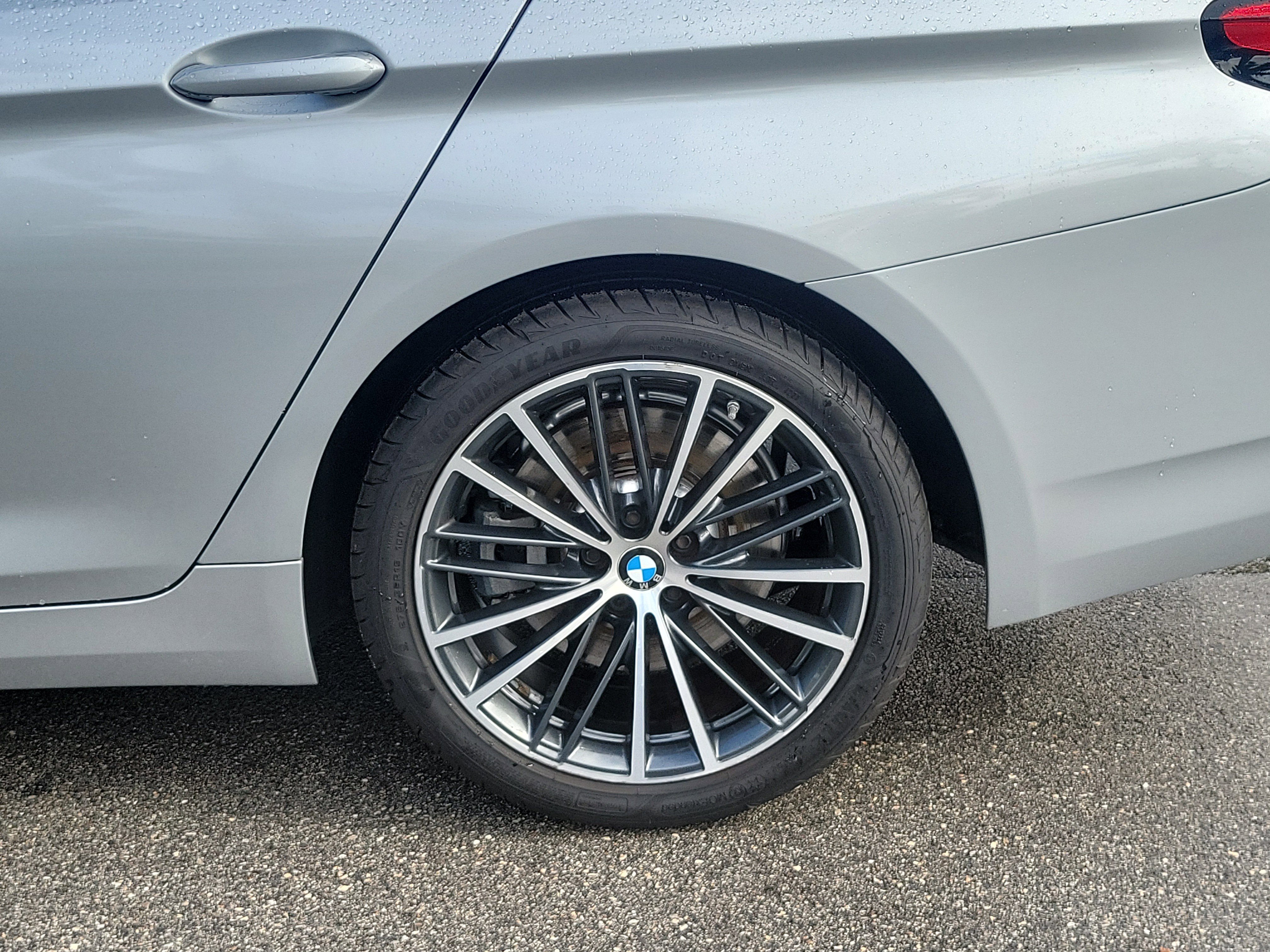 Used 2021 BMW 540i w/ Convenience Package image 8