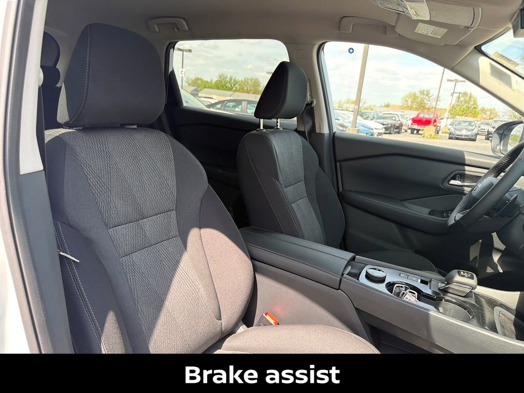 New 2026 Nissan Rogue SV AWD/4WD image 37