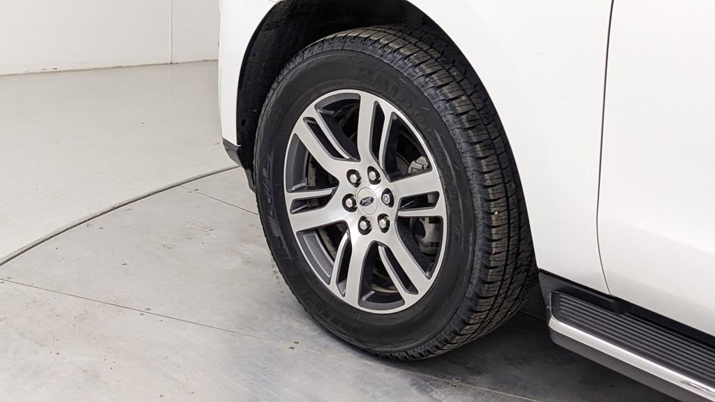 Certified 2022 Ford Expedition XLT AWD/4WD image 4