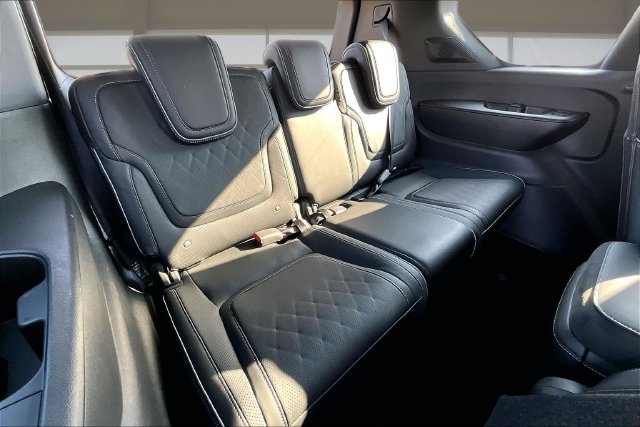 Used 2026 INFINITI QX80 Autograph w/ Premium Cargo Package AWD/4WD image 27