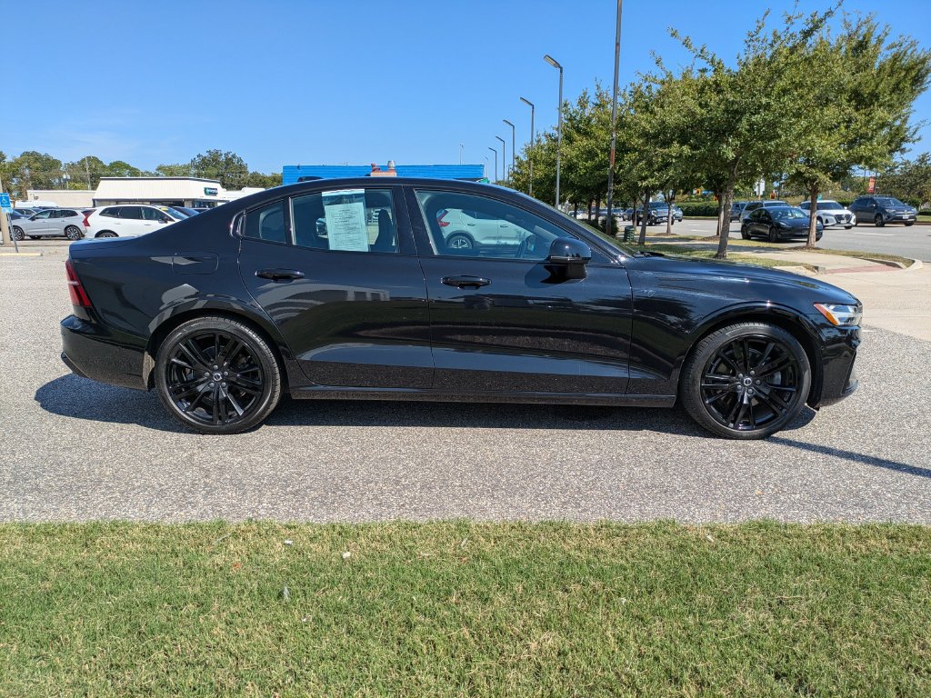 Certified 2024 Volvo S60 B5 Plus w/ Climate Package AWD/4WD image 7