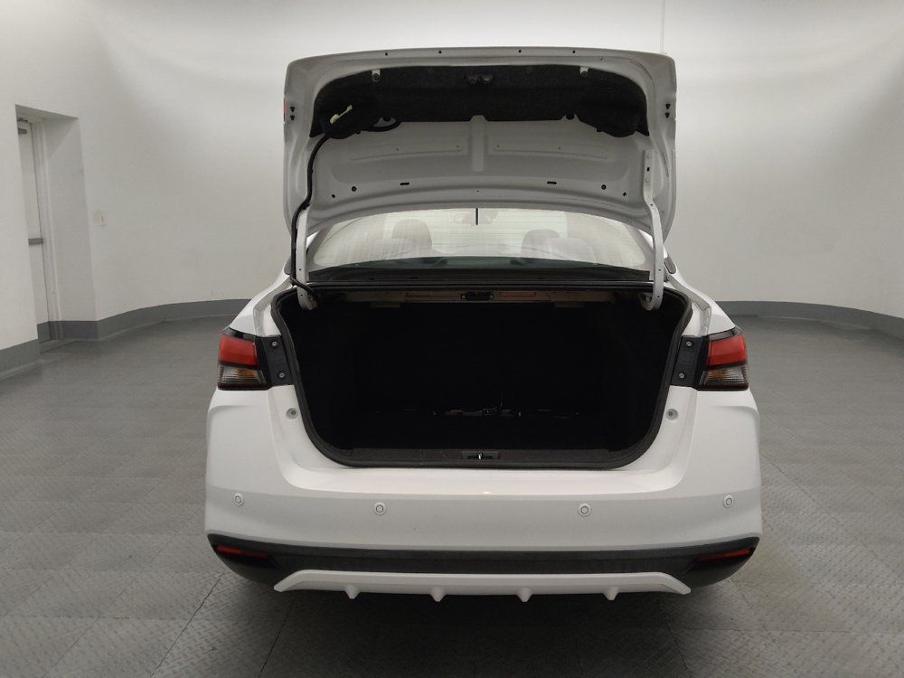 Used 2020 Nissan Versa S FWD image 29