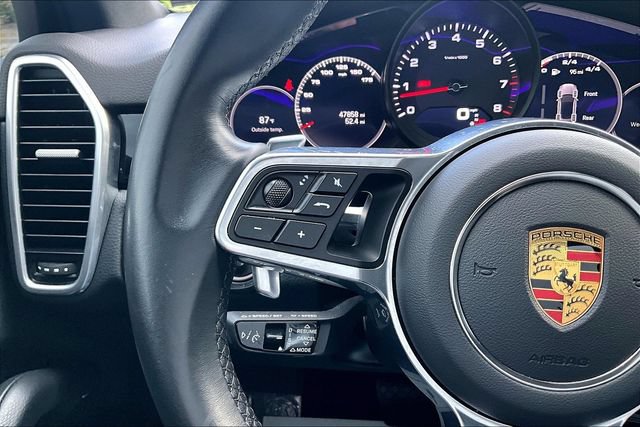Used 2023 Porsche Cayenne Platinum Edition AWD/4WD image 14