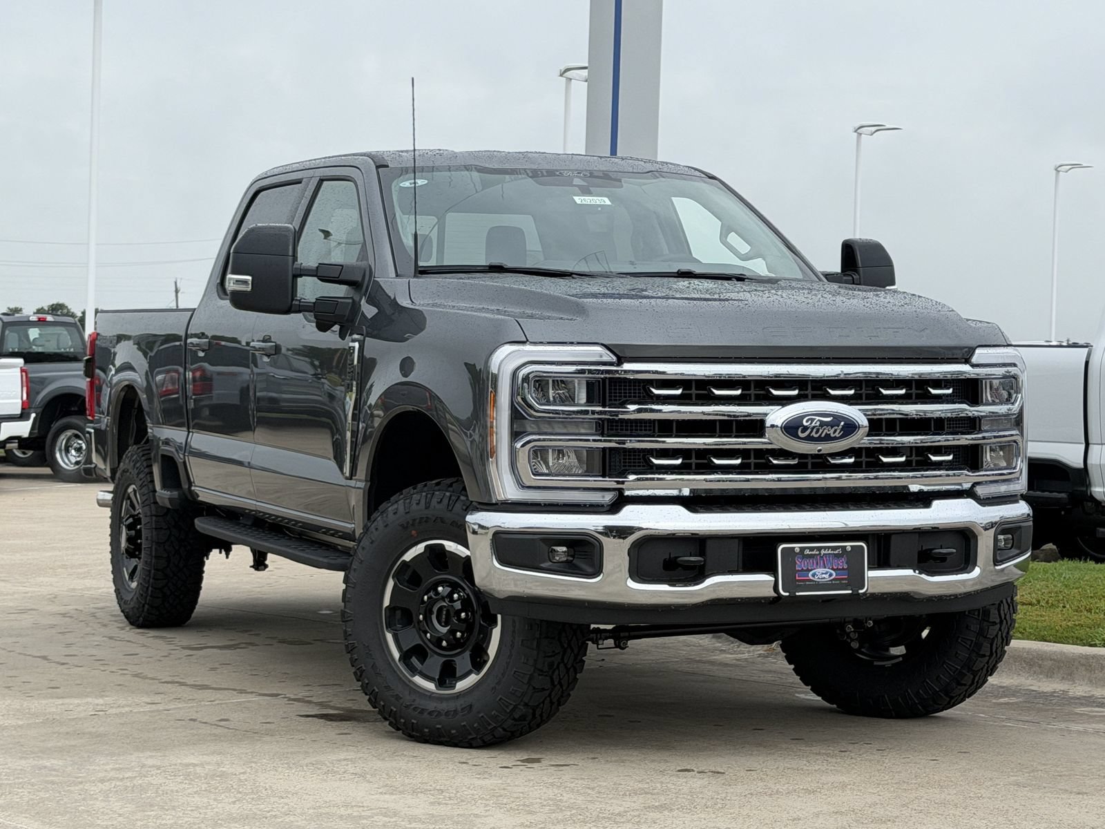 New 2026 Ford F250 Lariat w/ Tremor Off-Road Package AWD/4WD video 2