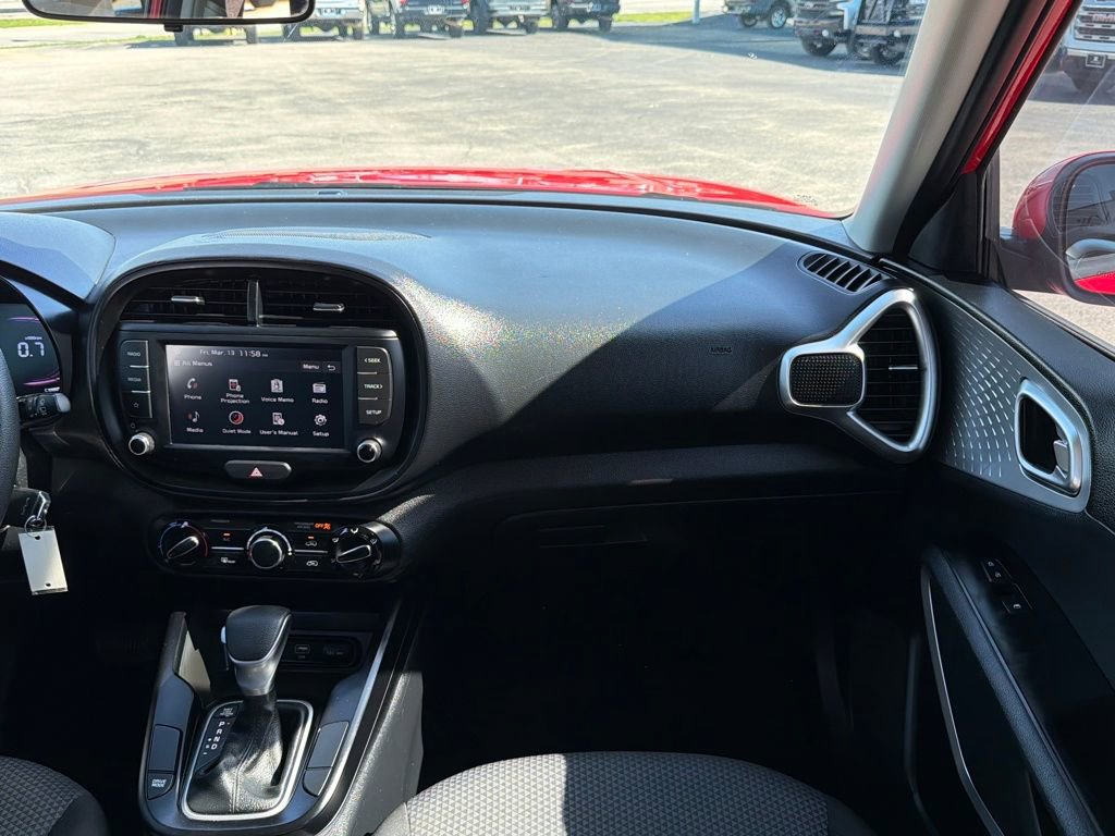 Used 2024 Kia Soul LX w/ Option Group 015 image 24