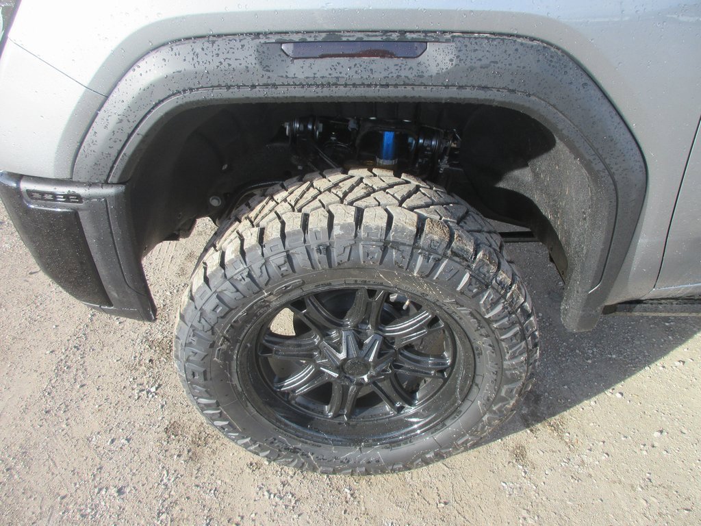 New 2026 GMC Sierra 2500 AT4X image 13