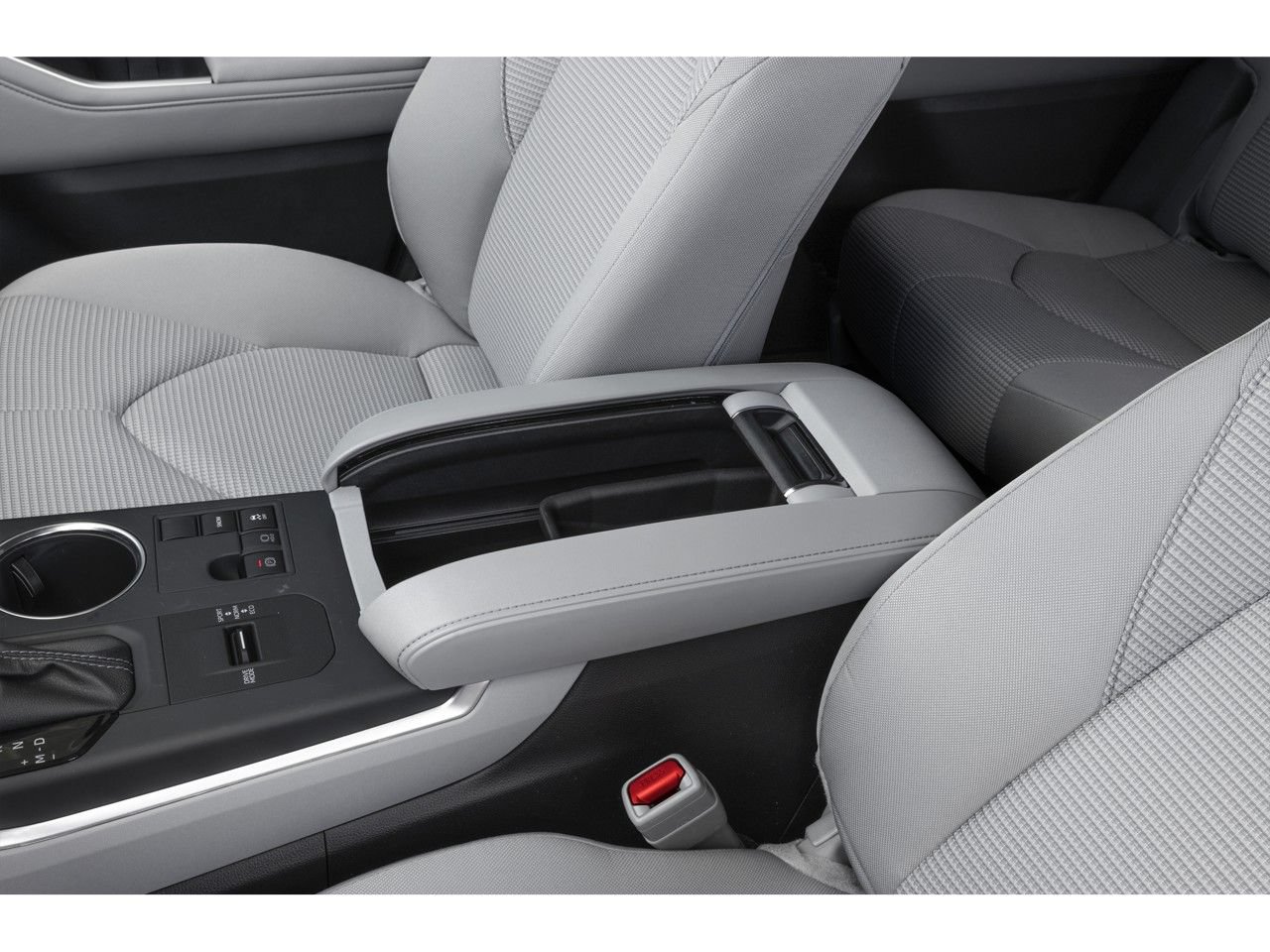 Used 2025 Toyota Highlander LE AWD/4WD image 10