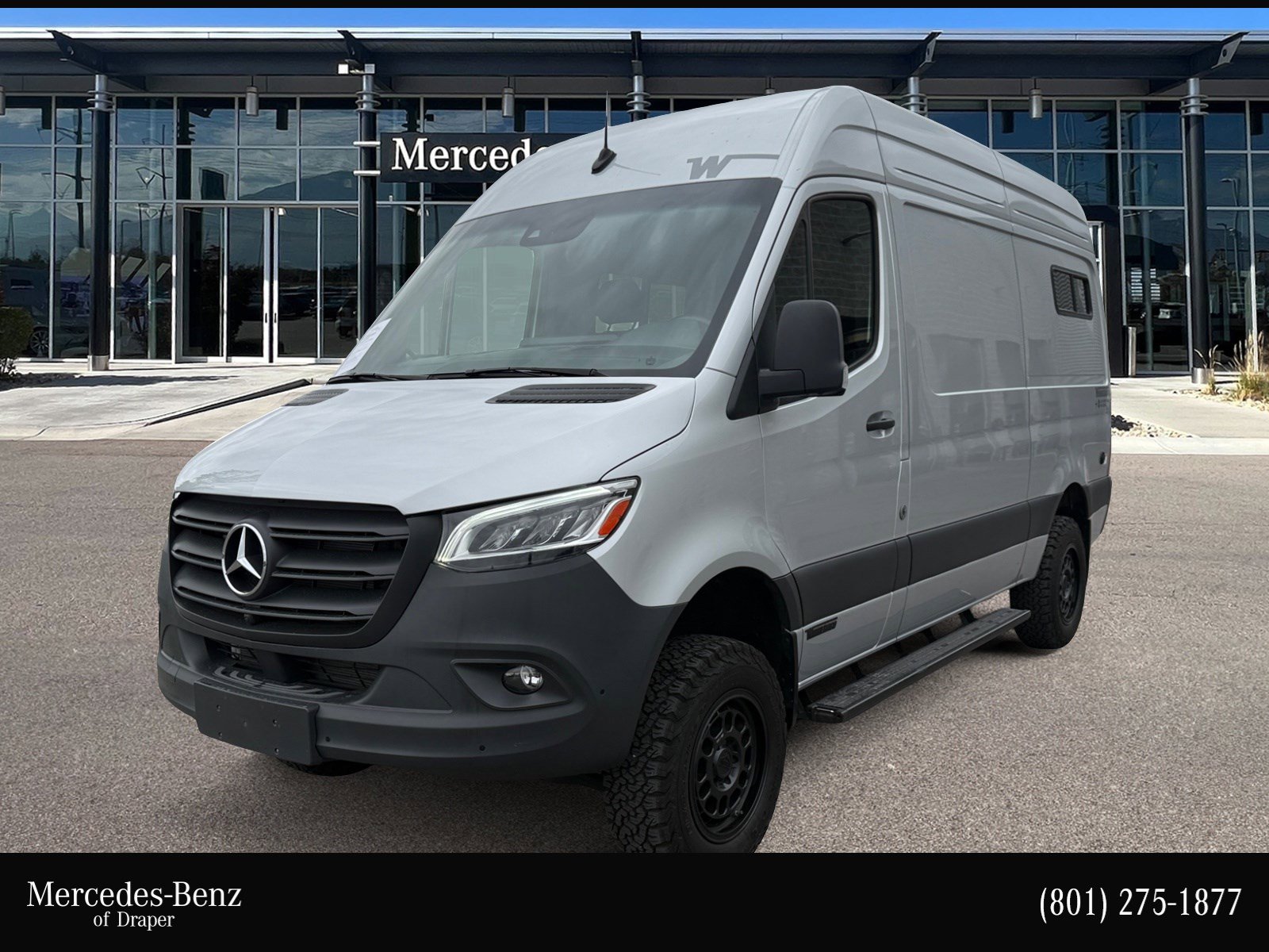 Used 2024 Mercedes-Benz Sprinter 144 Cargo image 1