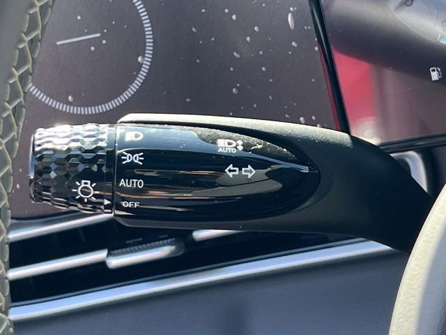 Certified 2025 Hyundai Elantra SEL image 24