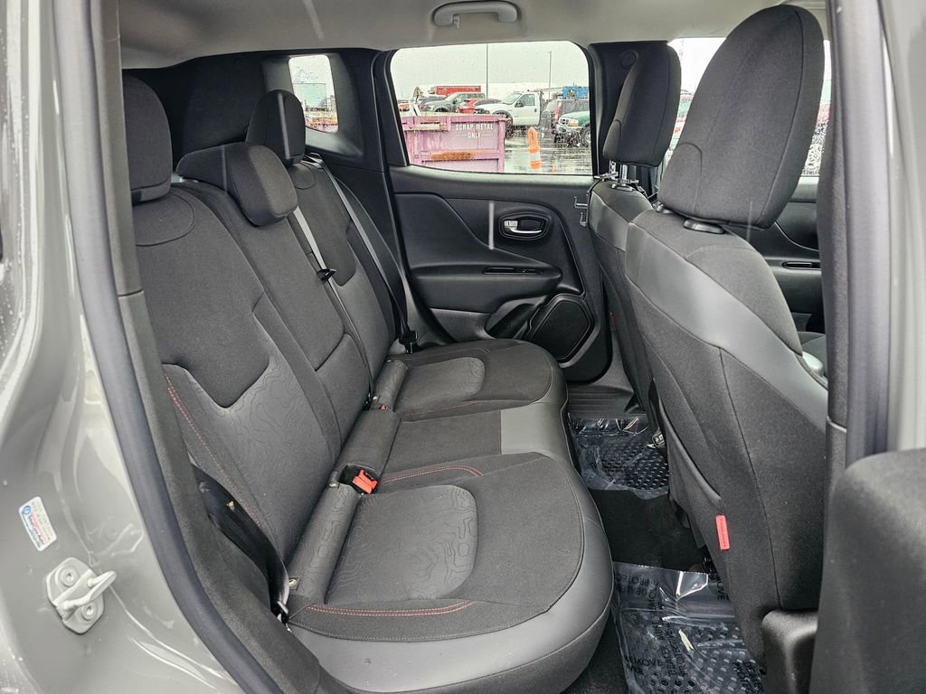 Used 2021 Jeep Renegade Trailhawk w/ Trailer Tow Group image 14