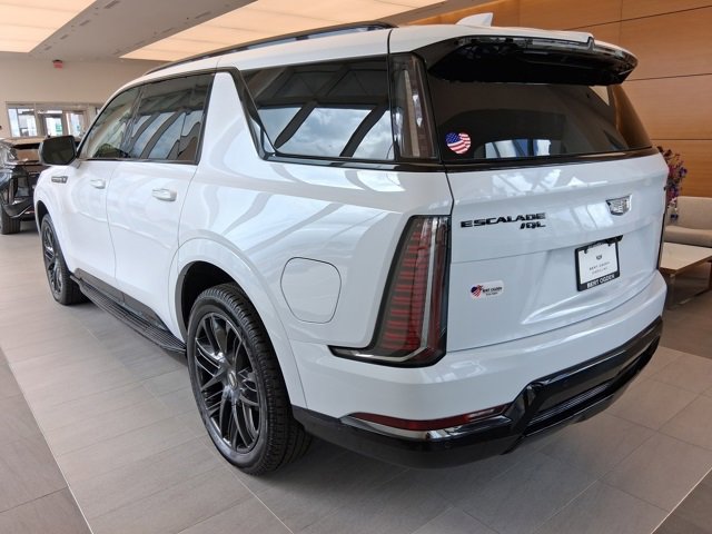 New 2026 Cadillac Escalade IQL Sport 1 w/ LPO, ONYX Package image 4