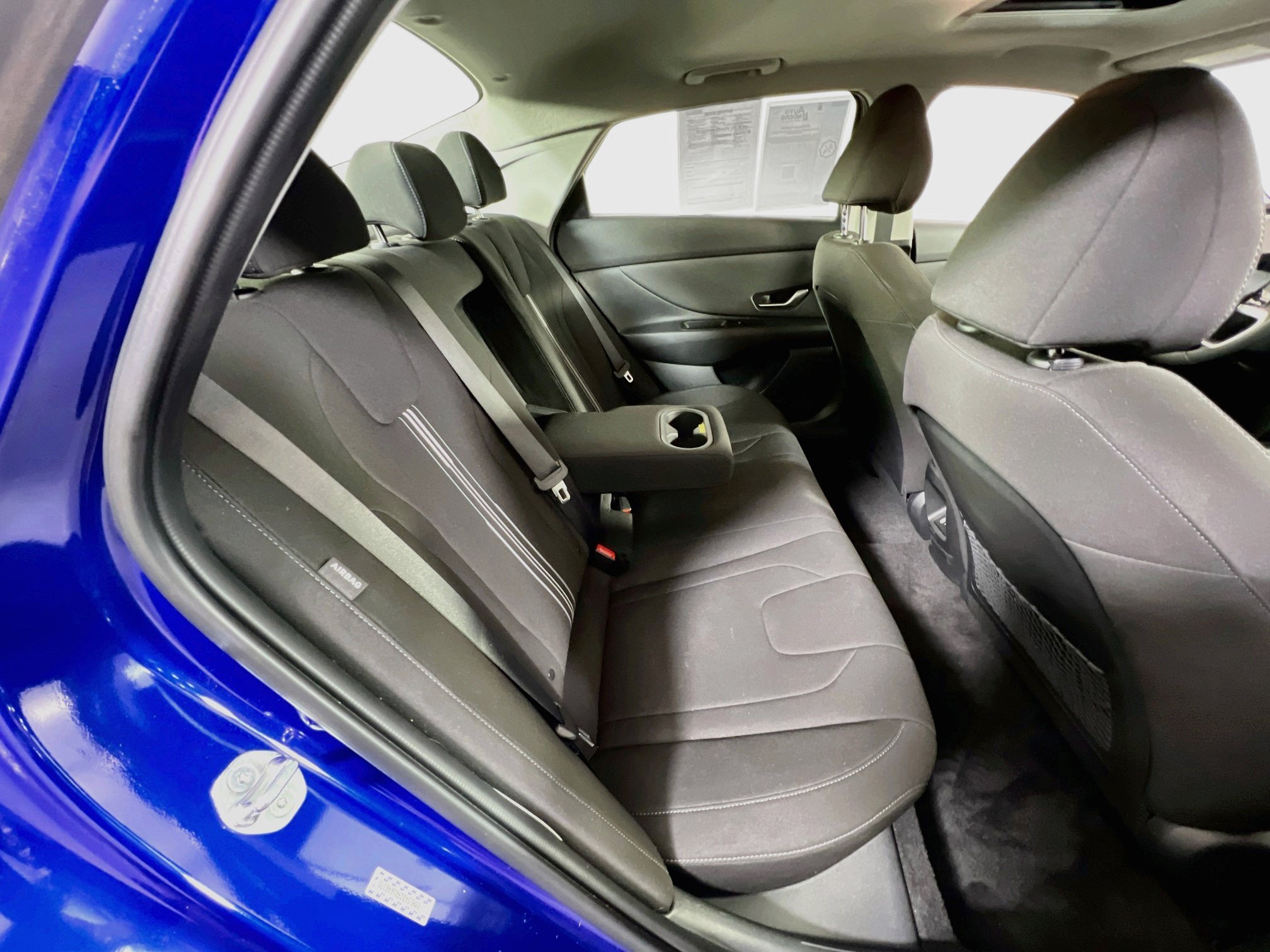Used 2024 Hyundai Elantra SEL w/ Convenience Package FWD image 27