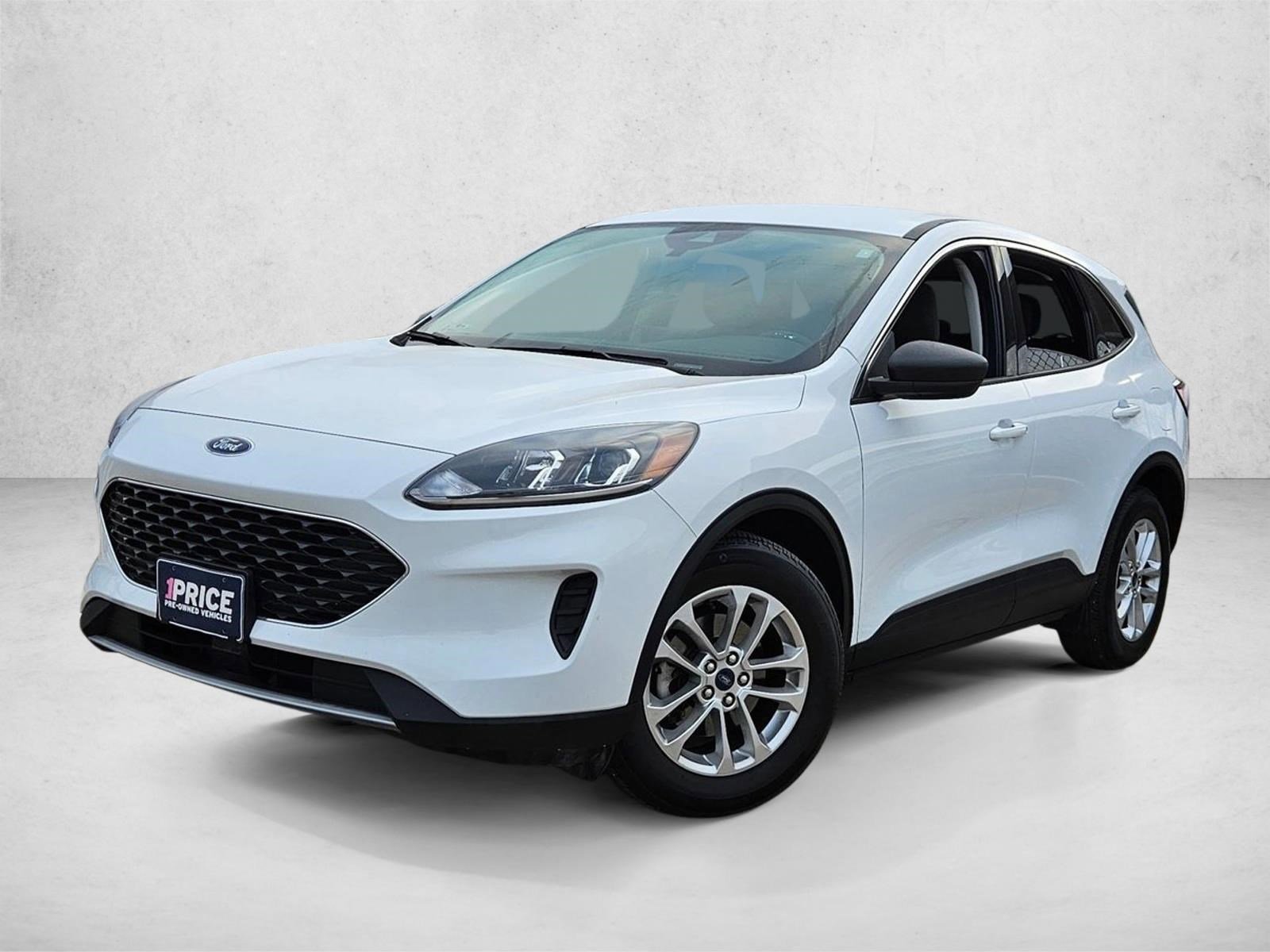 Certified 2022 Ford Escape SE