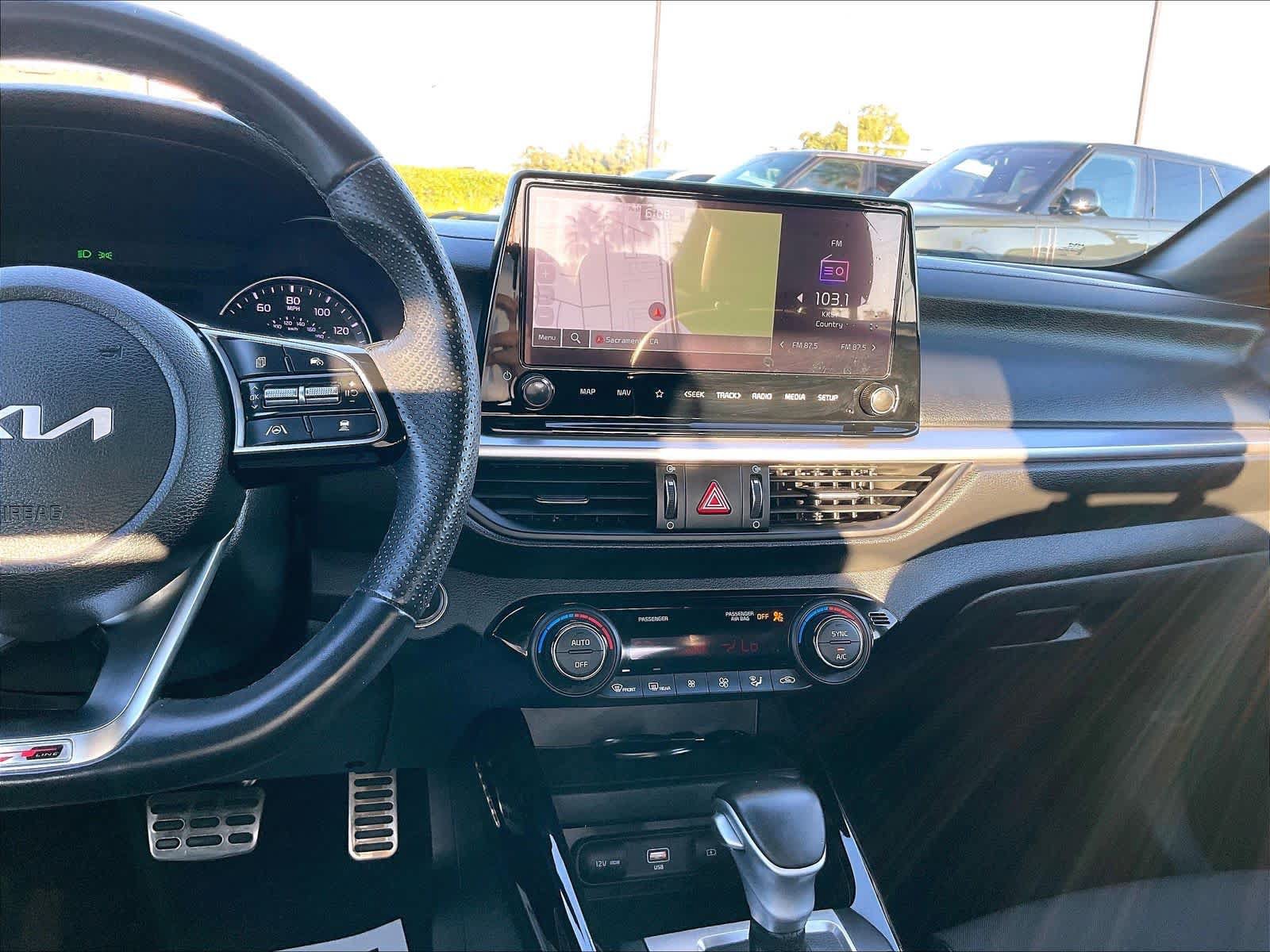 Used 2023 Kia Forte GT-Line w/ GT-Line Technology Package FWD image 9