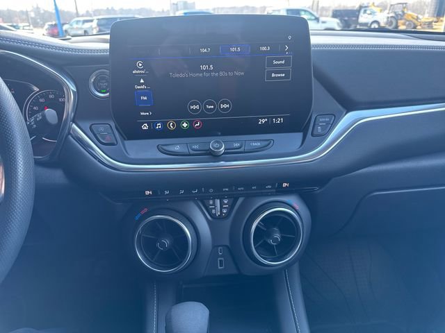 Certified 2023 Chevrolet Blazer LT w/ Midnight/Sport Edition image 20