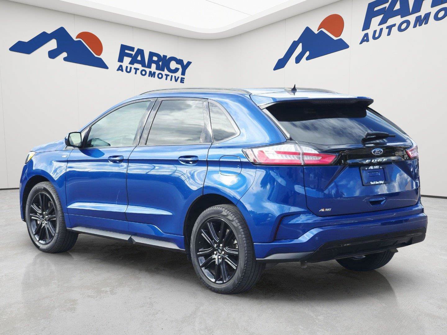 Certified 2024 Ford Edge ST-Line AWD/4WD image 7