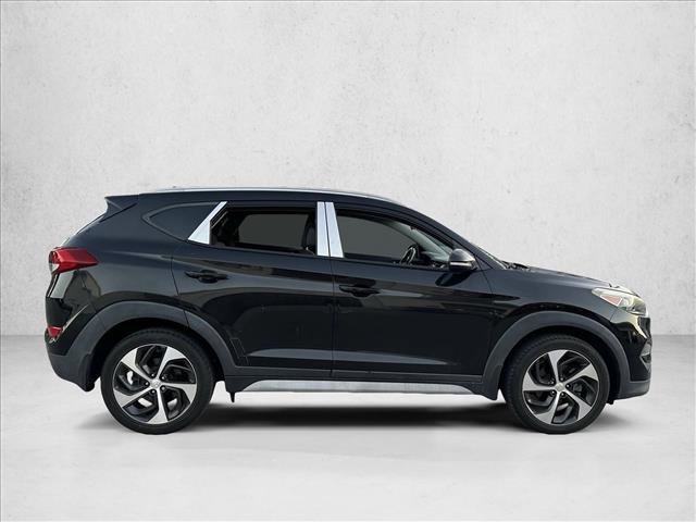 Used 2017 Hyundai Tucson Sport image 4