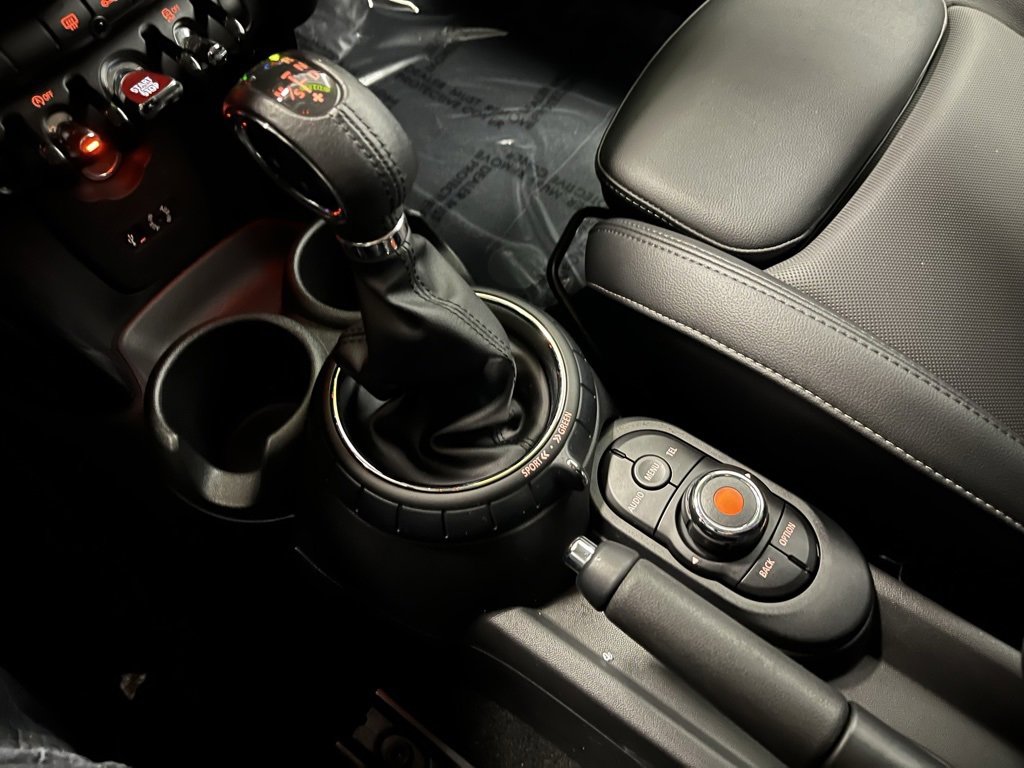 Used 2017 MINI Cooper S image 7