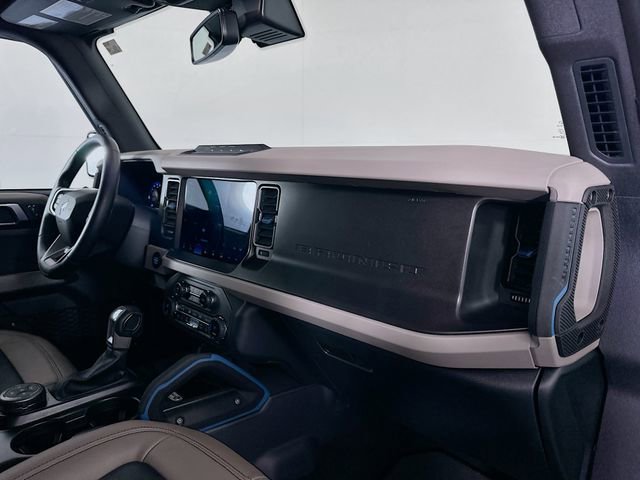 Used 2023 Ford Bronco Wildtrak image 28