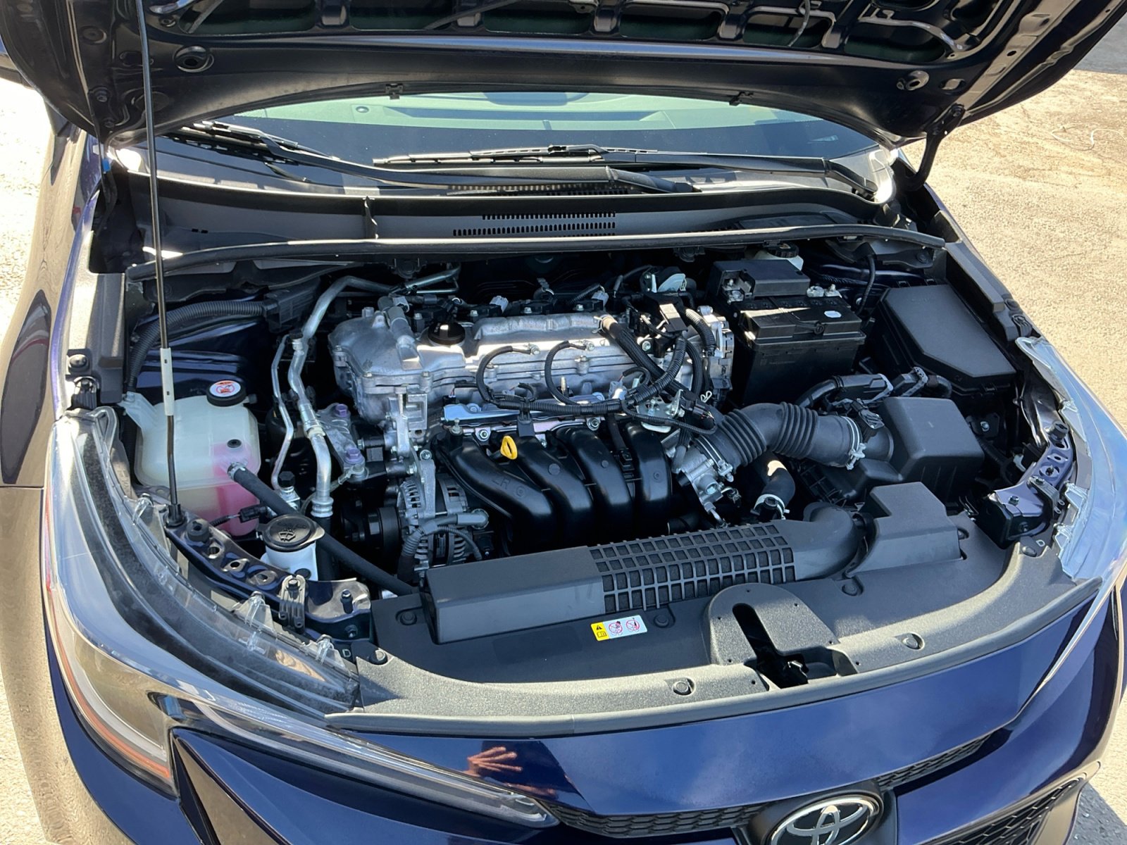 Used 2021 Toyota Corolla LE w/ Carpet Mat Package (TMS) image 20