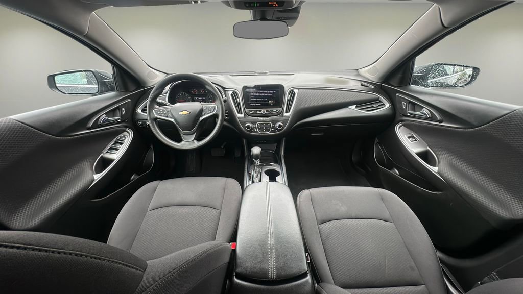 Used 2023 Chevrolet Malibu LT image 17