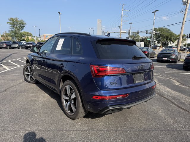 Used 2023 Audi Q5 2.0T Premium Plus w/ Premium Plus Package AWD/4WD image 3