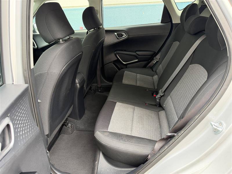 Used 2020 Kia Soul S FWD image 31