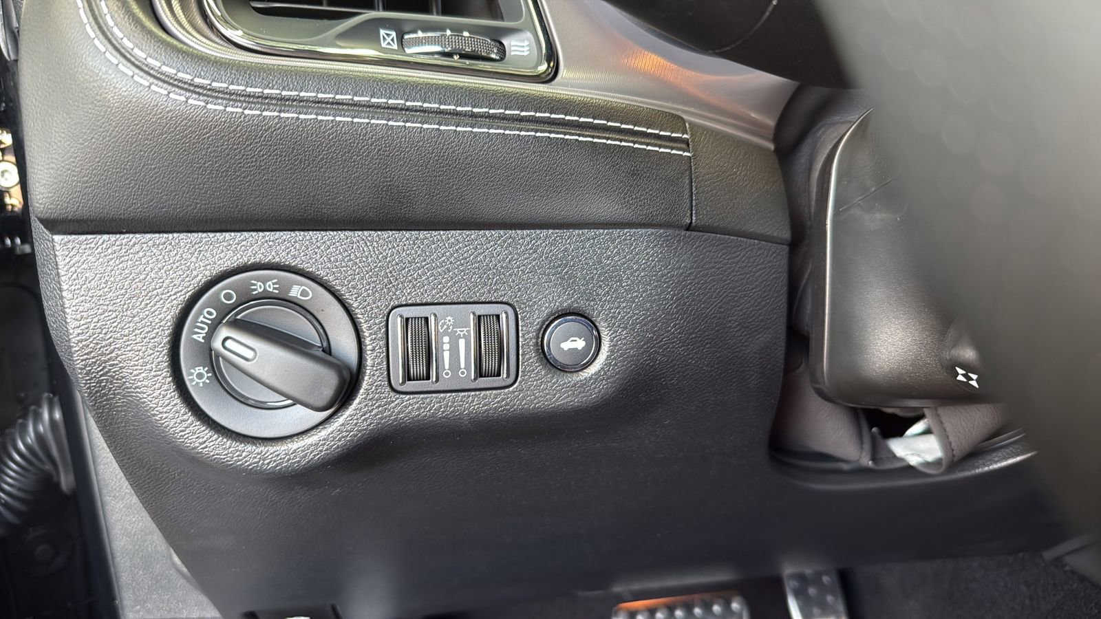 Used 2023 Dodge Challenger SRT Hellcat RWD image 17