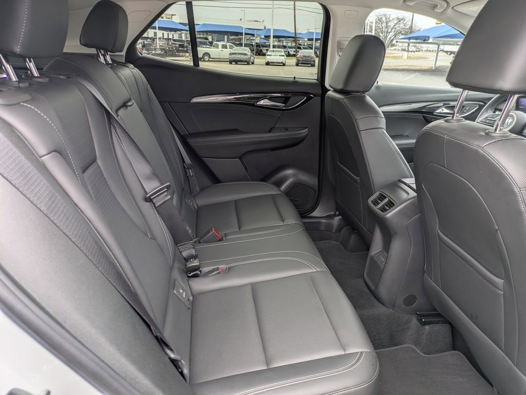 Used 2025 Buick Envision Preferred image 30