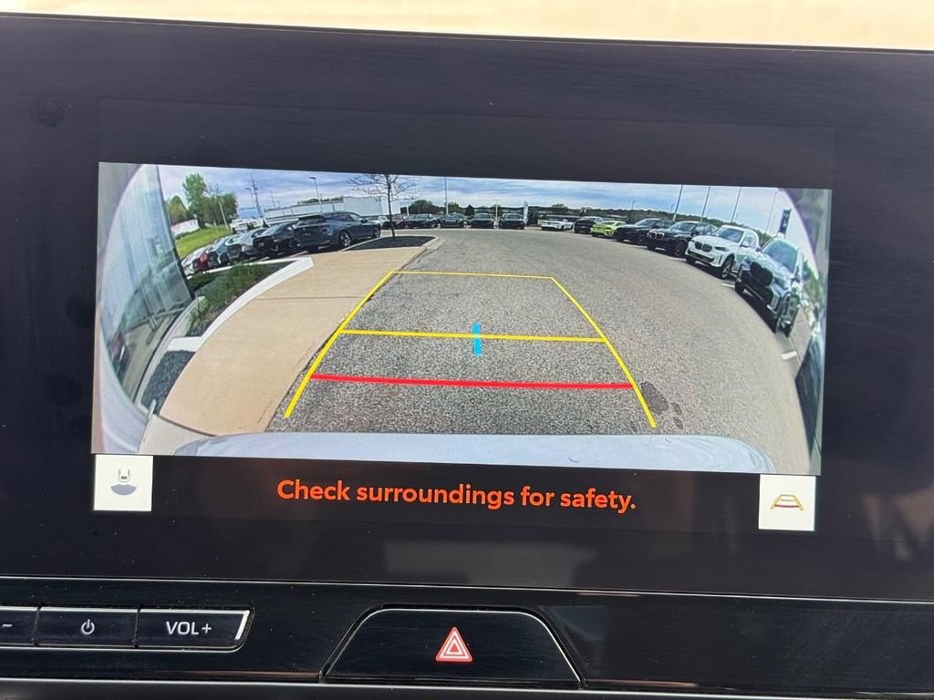 Used 2023 Toyota Venza XLE AWD/4WD image 38