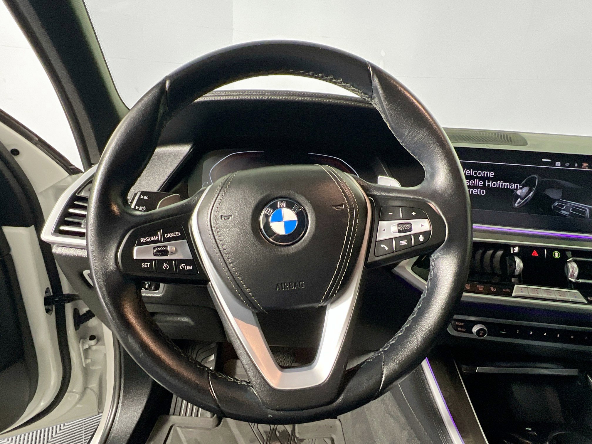 Used 2022 BMW X5 sDrive40i w/ Premium Package image 17