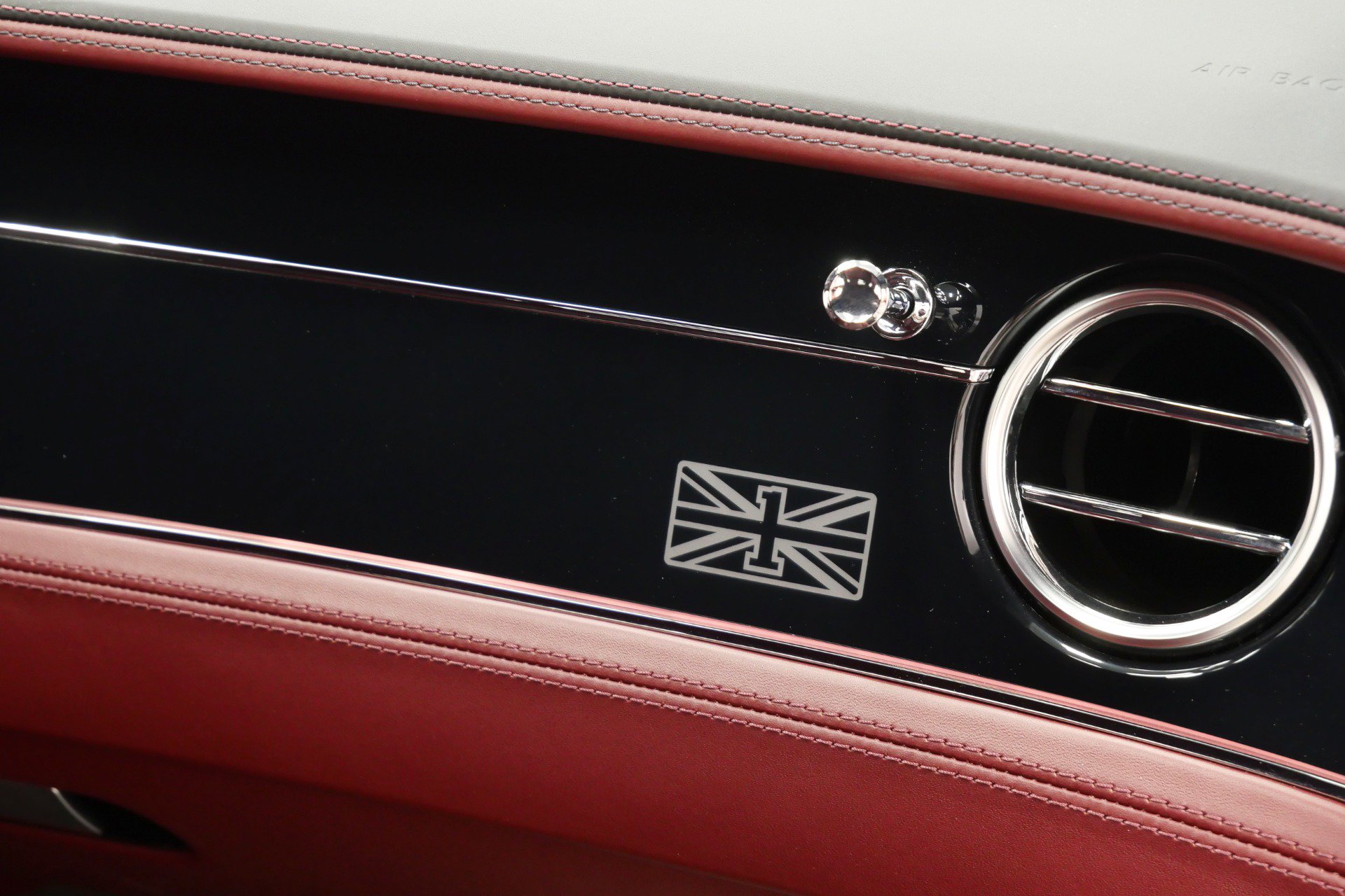 Used 2020 Bentley Continental GT V8 First Edition AWD/4WD image 17