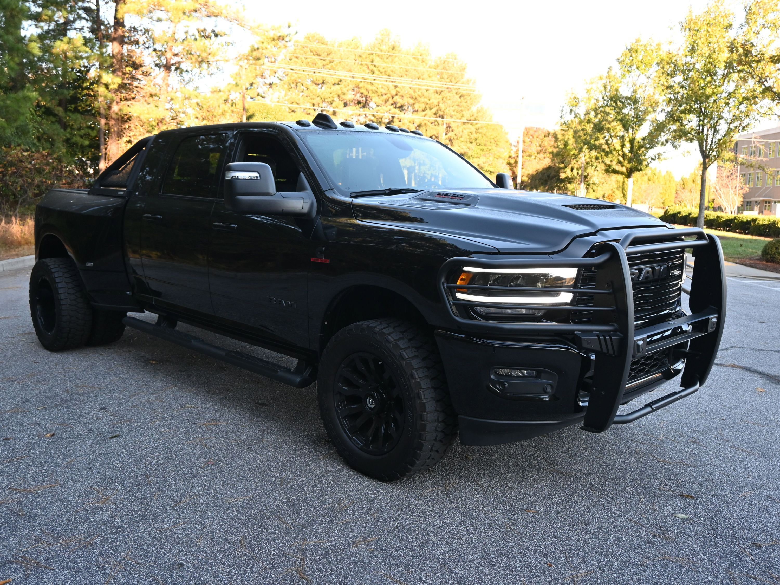 Used 2024 RAM 3500 Laramie w/ Night Edition image 10