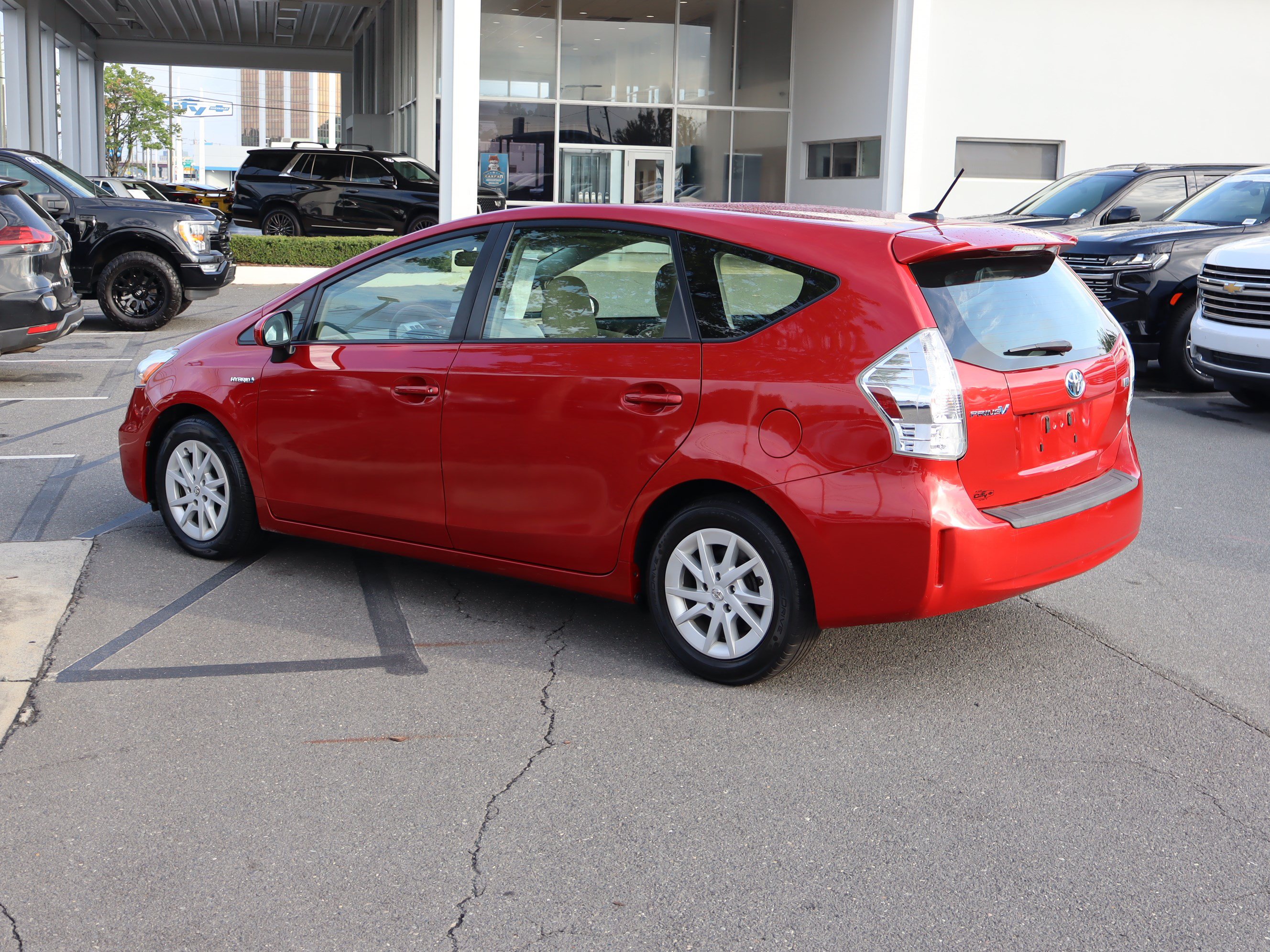Used 2014 Toyota Prius V Three FWD image 8