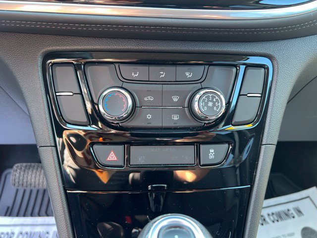Used 2022 Buick Encore Preferred w/ Safety Package AWD/4WD image 19