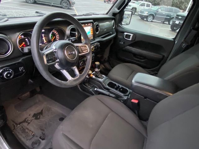 Used 2023 Jeep Wrangler Sahara w/ Cold Weather Group image 11