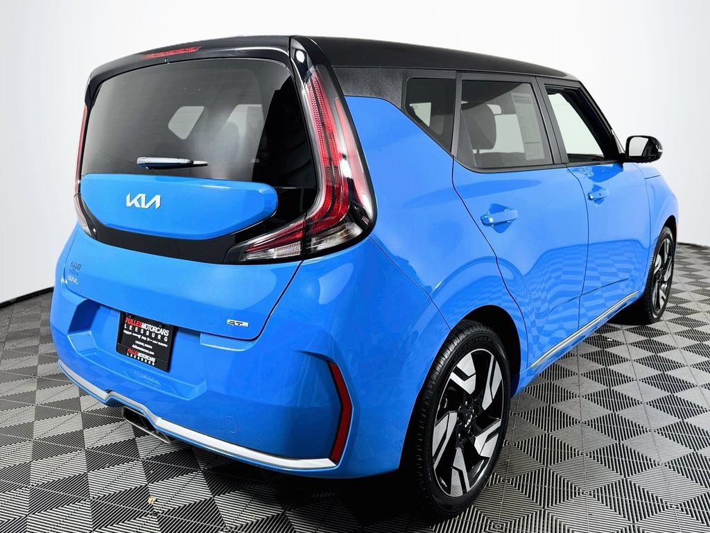 Used 2023 Kia Soul GT-Line FWD image 7