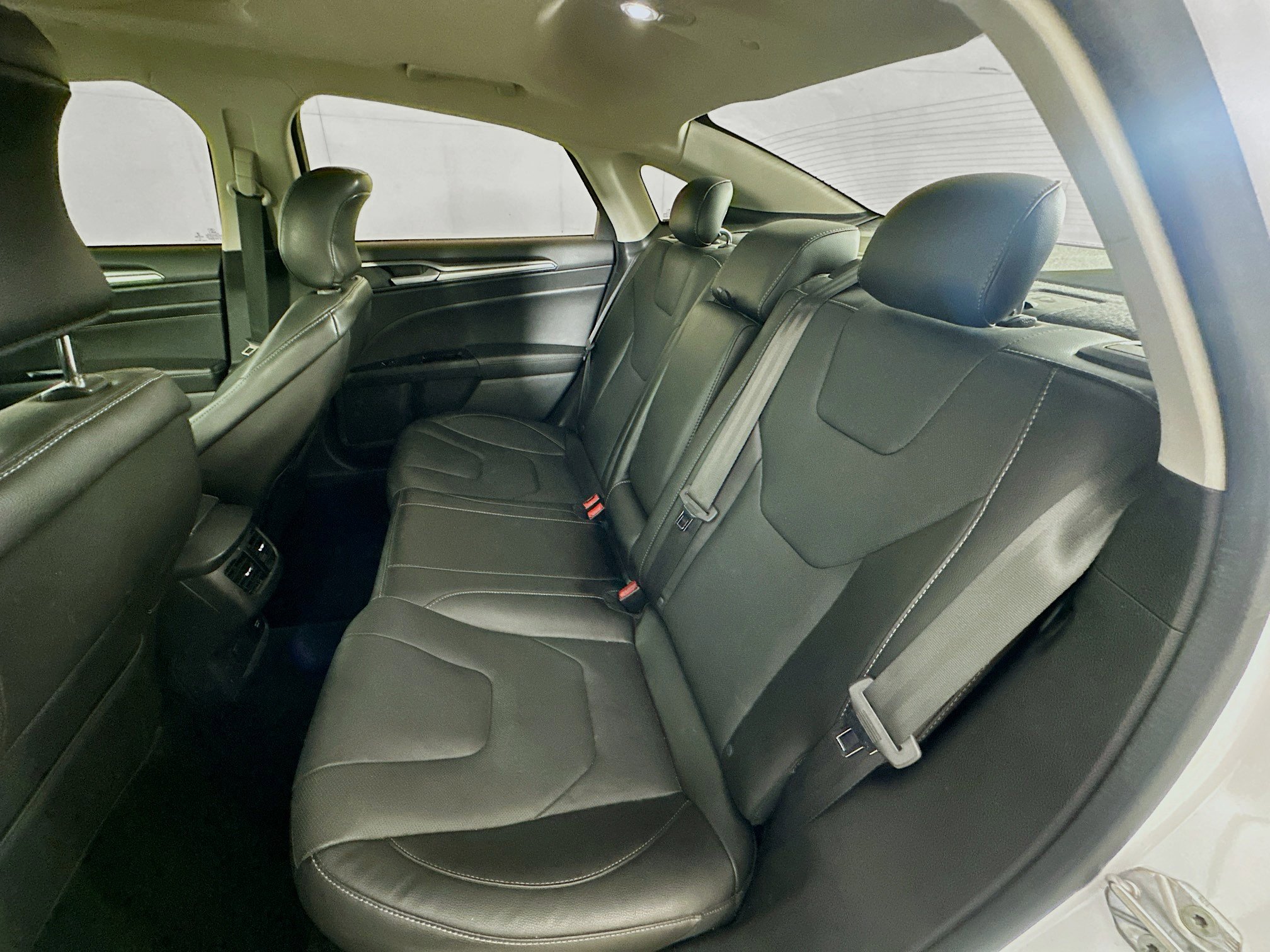 Used 2015 Ford Fusion Energi Titanium image 28