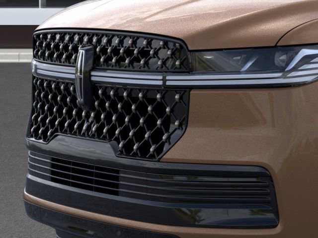 New 2026 Lincoln Navigator Black Label AWD/4WD image 17