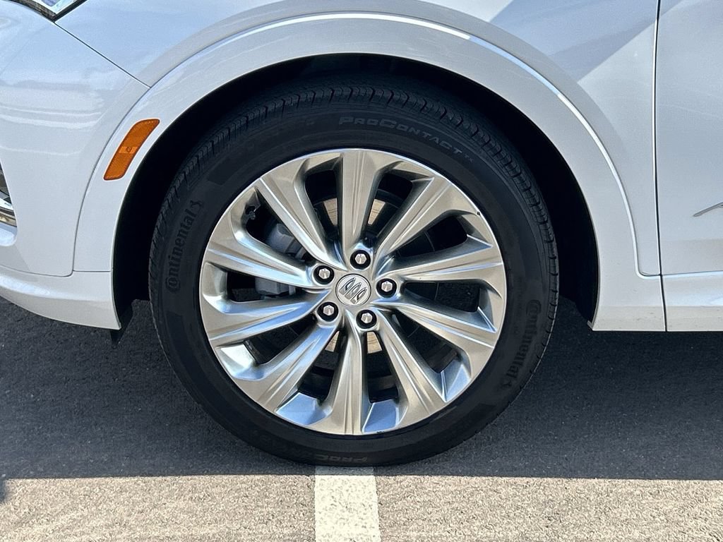 Used 2025 Buick Envista Preferred FWD image 33