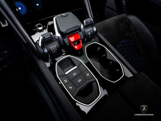Used 2024 Lamborghini Urus S AWD/4WD image 28