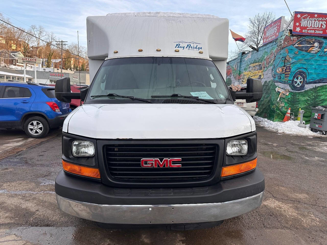 Used 2016 GMC Savana 3500 image 2