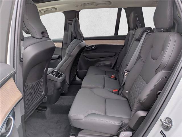 New 2026 Volvo XC90 B5 Plus w/ Protection Package AWD/4WD image 17